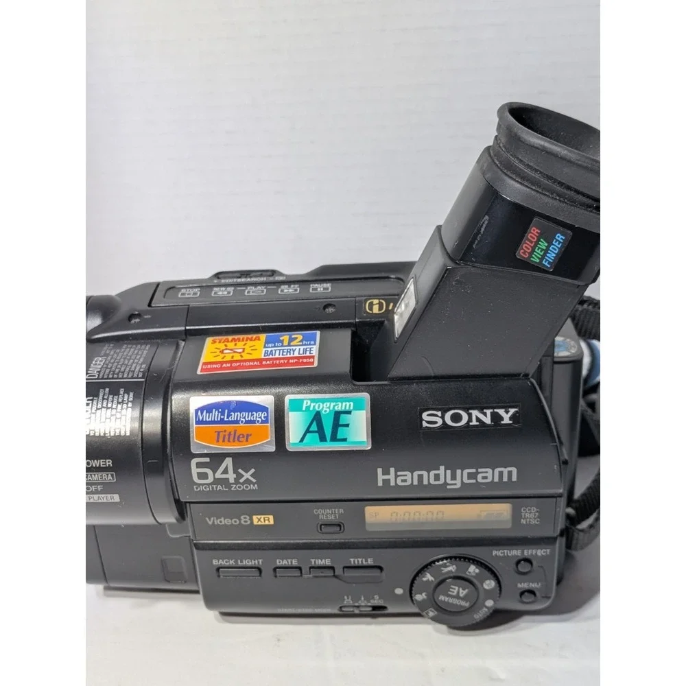 Sony Handycam CCD-TR67 8mm Analog Camcorder Battery And Charger Tested Working